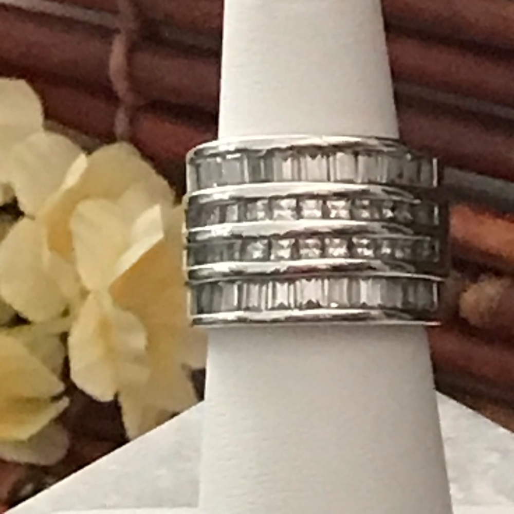 Premier Designs 5 Row Channel Ring Size 5